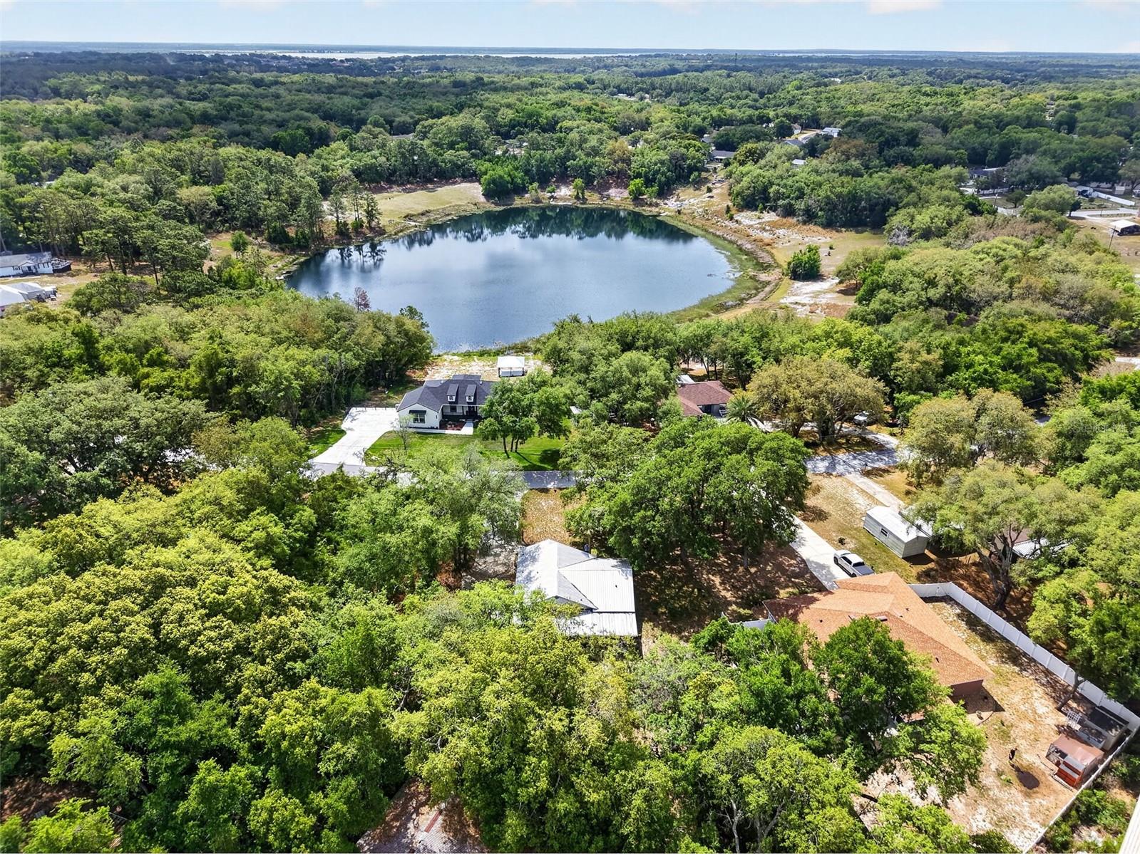 CARLTON VILLAGE PARK - Residential