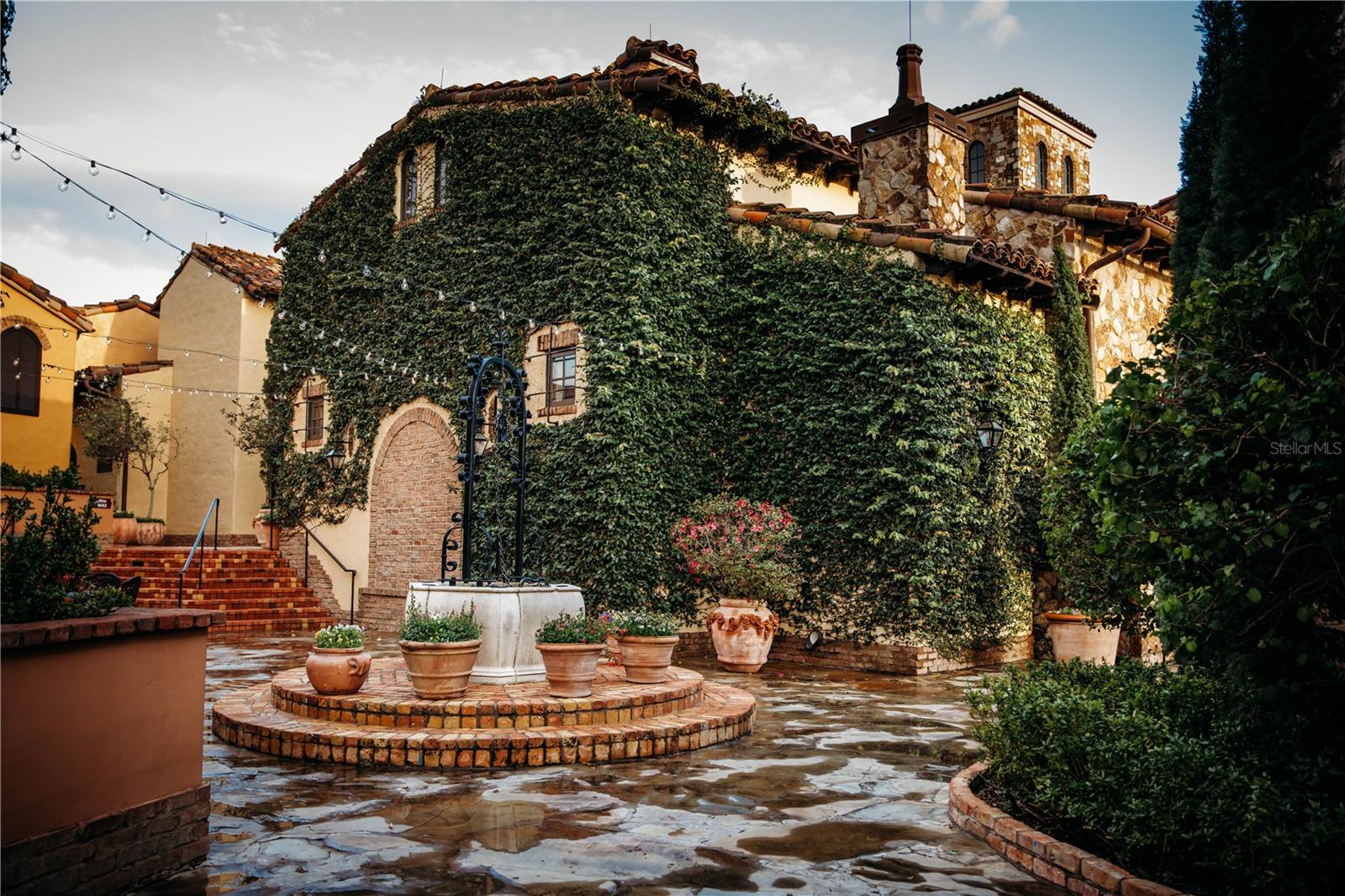 BELLA COLLINA WEST SUB - Residential