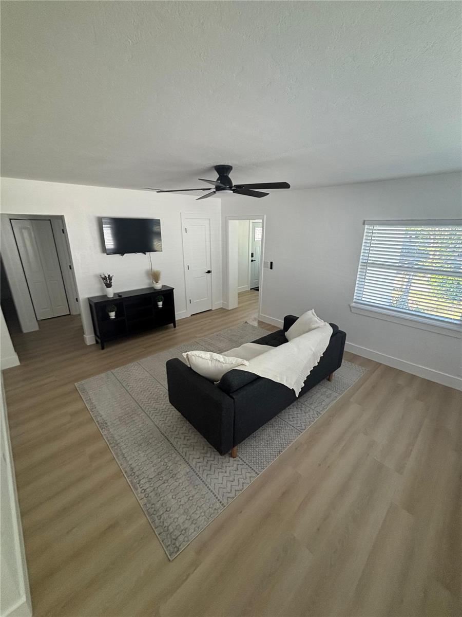 ORANGEWOOD - Residential