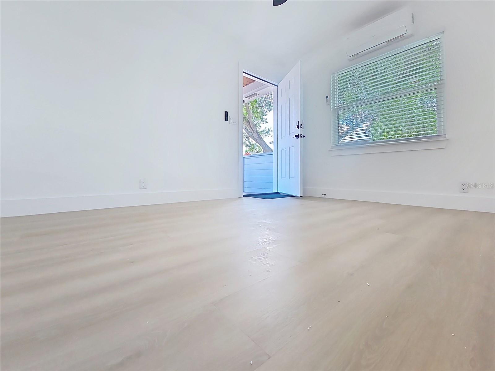 ORANGEWOOD - Residential