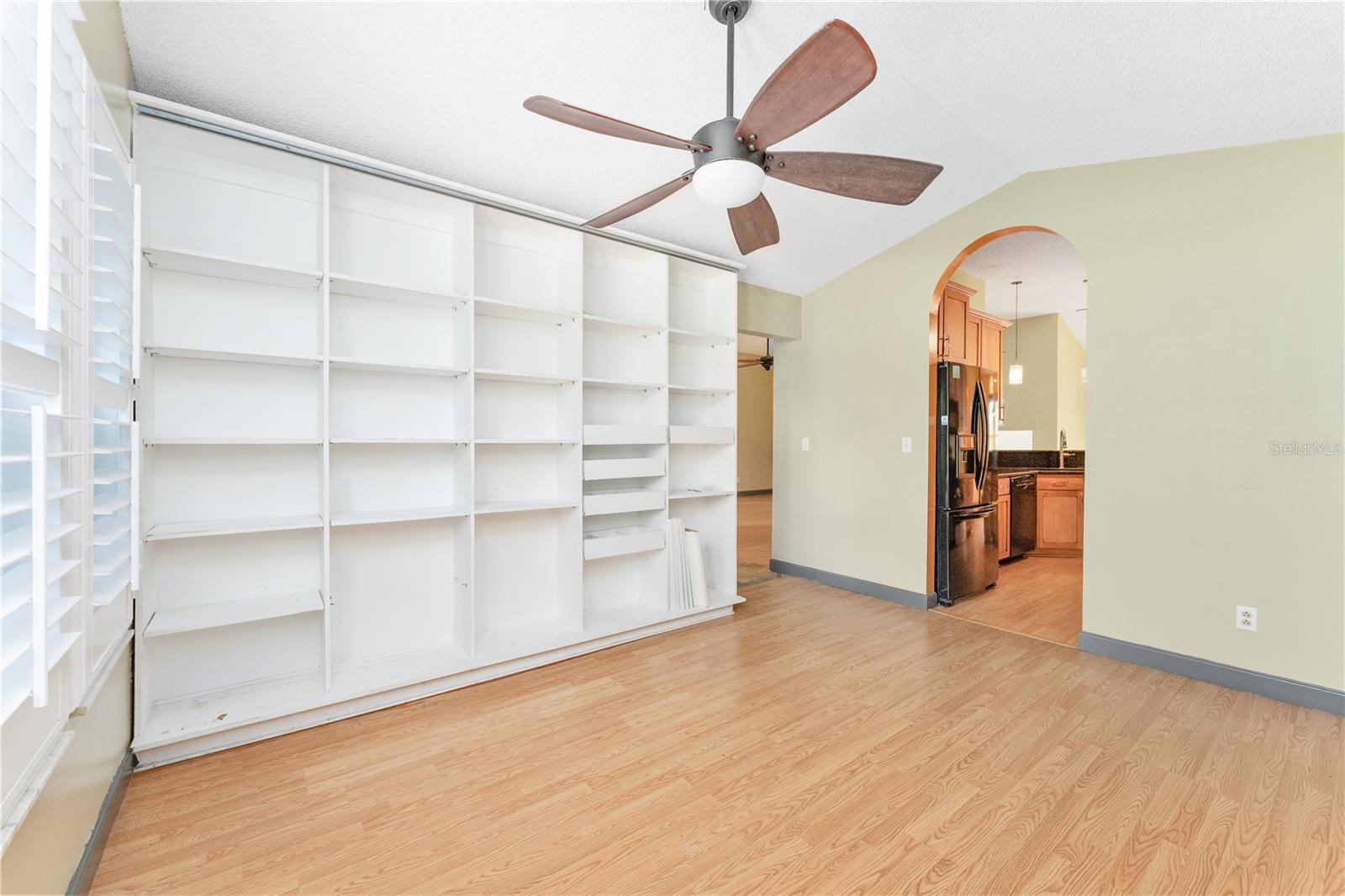 UNIVERSITY AVE PROPERTIES INC - Residential