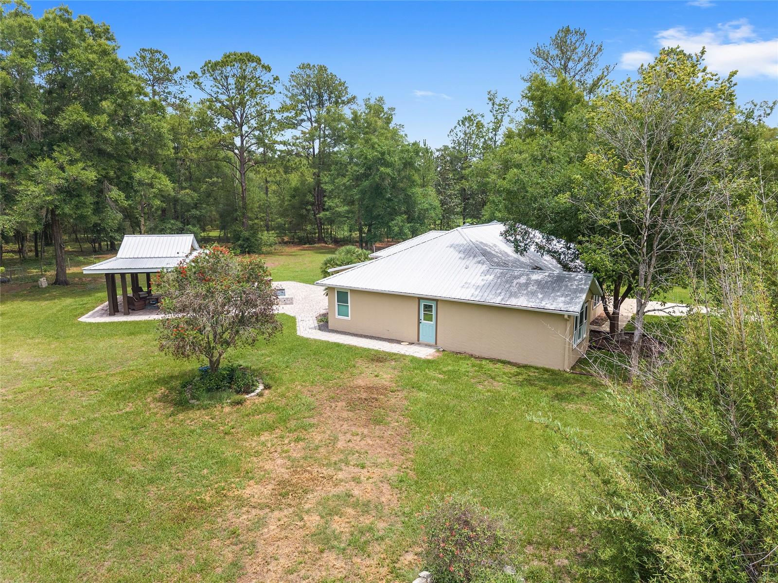 UNIVERSITY AVE PROPERTIES INC - Residential