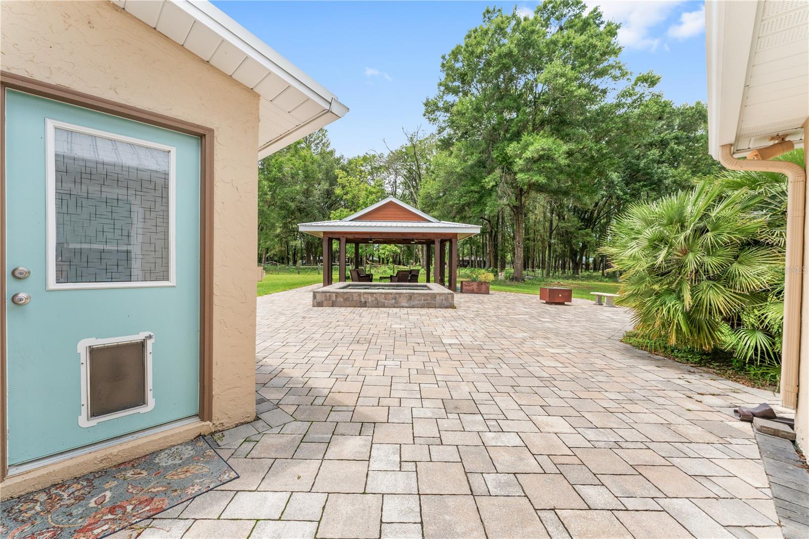 UNIVERSITY AVE PROPERTIES INC - Residential