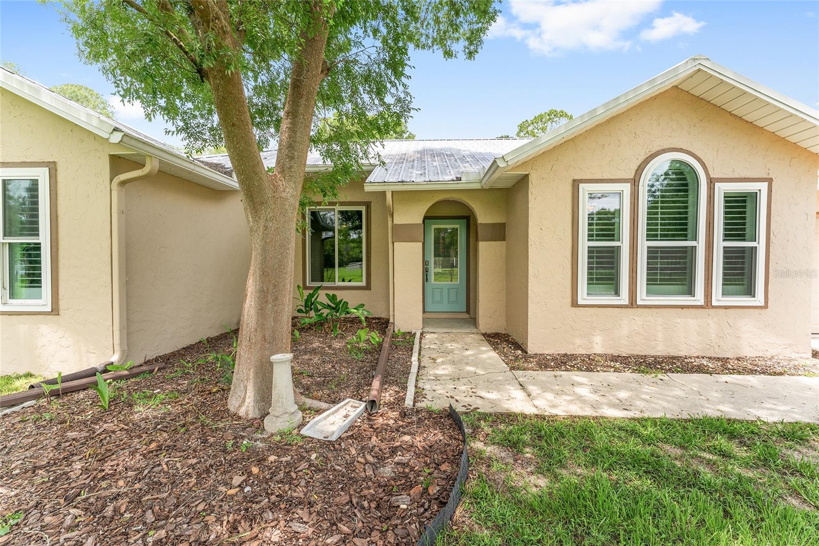 UNIVERSITY AVE PROPERTIES INC - Residential