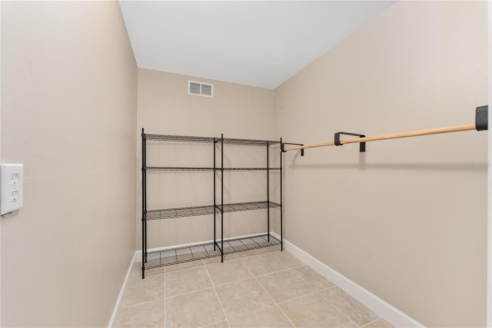 UNIVERSITY AVE PROPERTIES INC - Residential