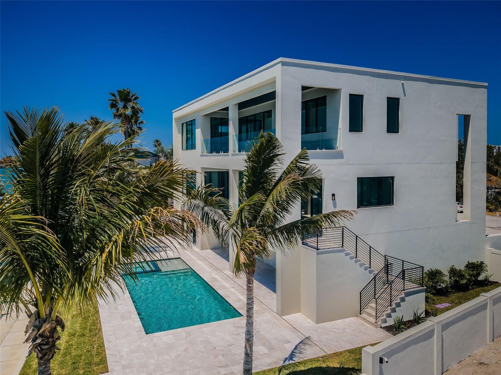 HOWARD ESTATES - Residential