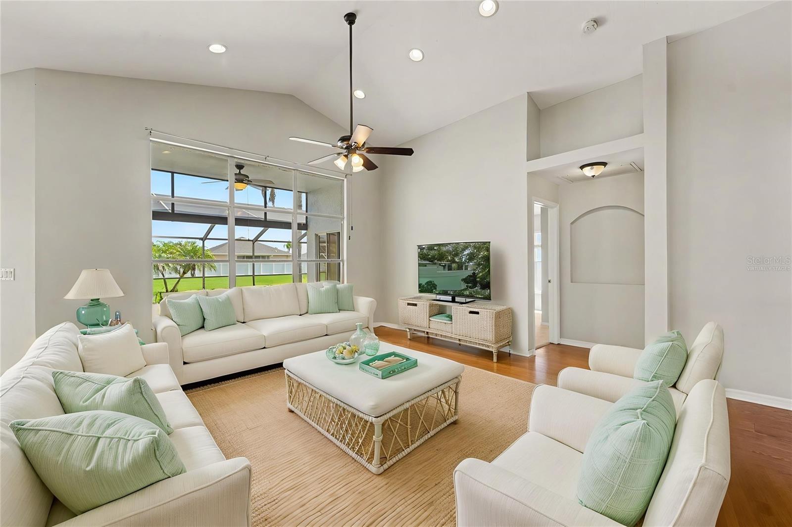 VALENCIA GARDENS PH 01 - Residential