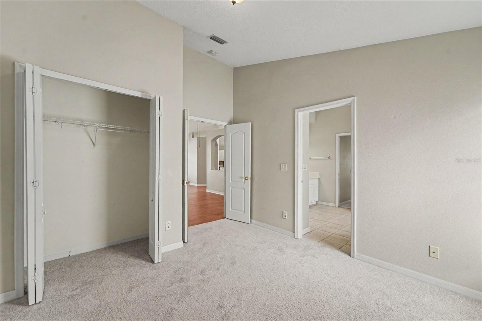 VALENCIA GARDENS PH 01 - Residential