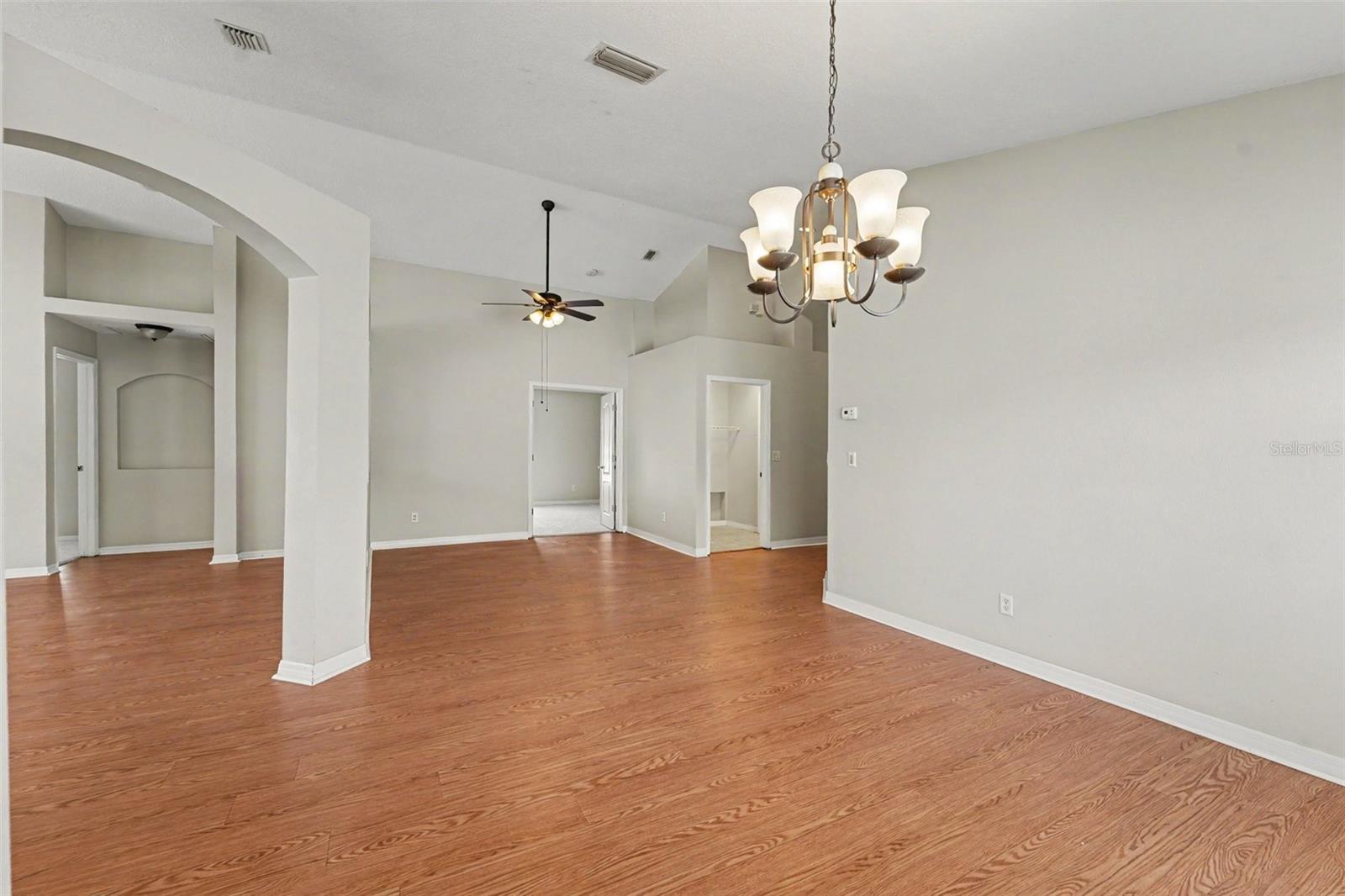 VALENCIA GARDENS PH 01 - Residential
