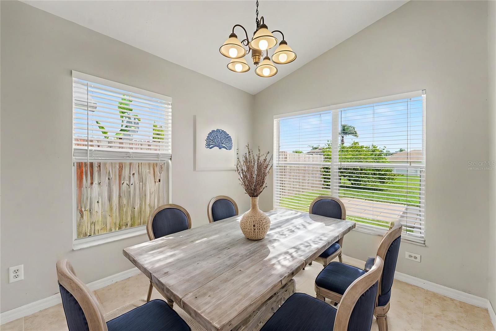 VALENCIA GARDENS PH 01 - Residential