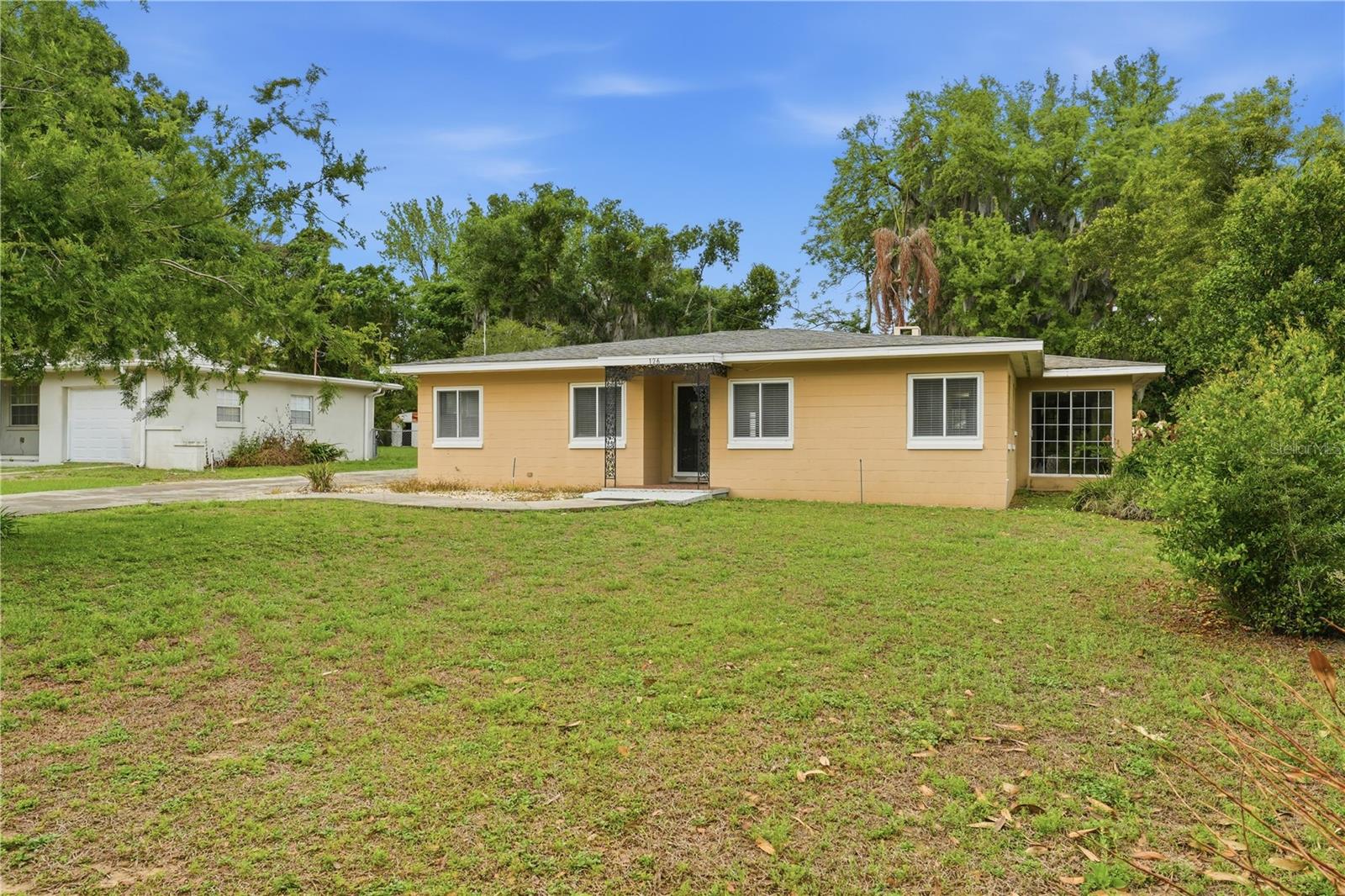 HOWEY EMERY HEIGHTS - Residential