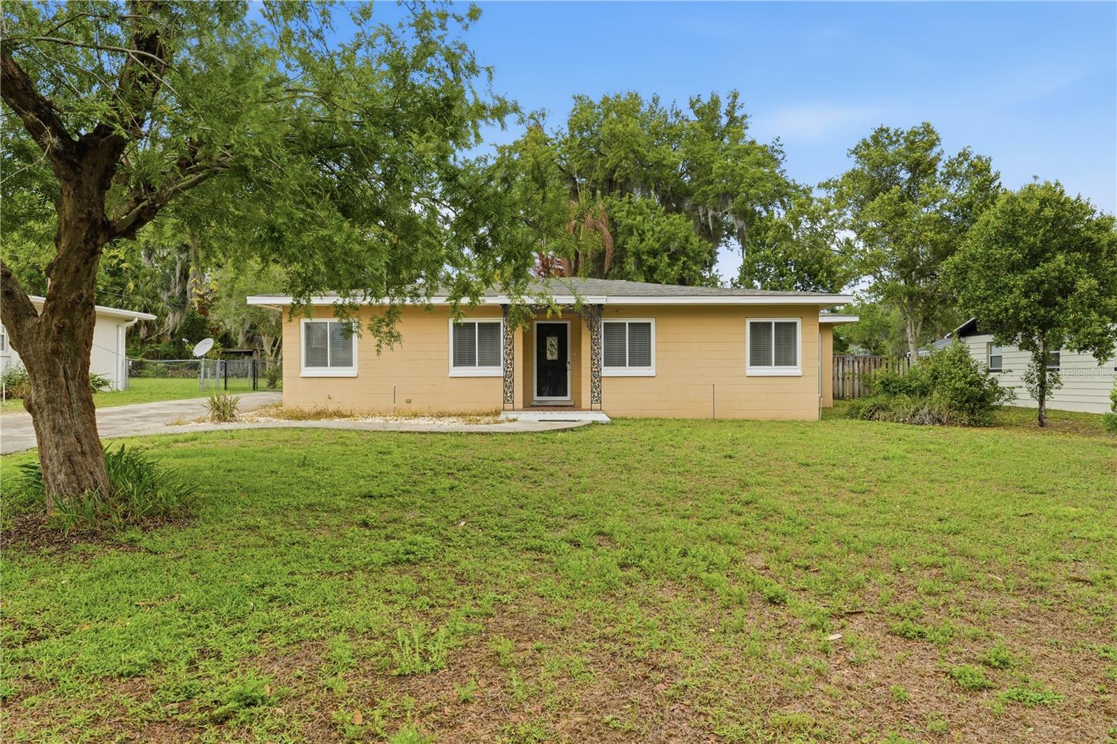 HOWEY EMERY HEIGHTS - Residential
