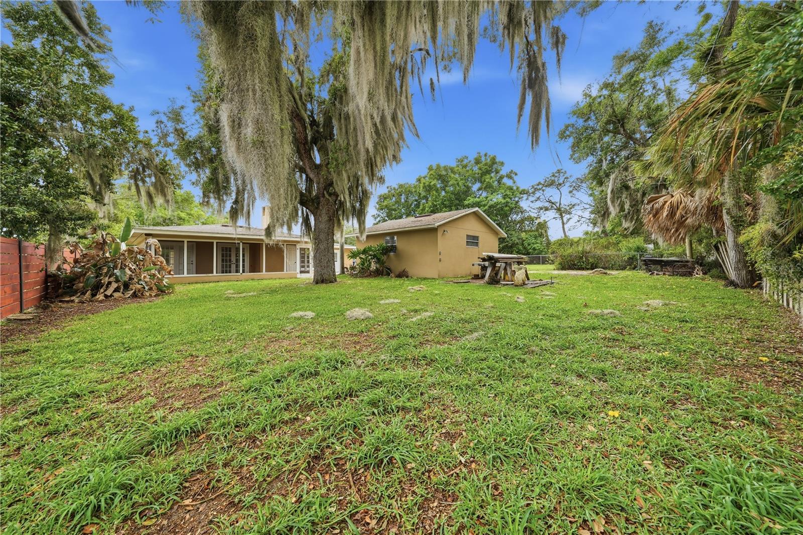 HOWEY EMERY HEIGHTS - Residential