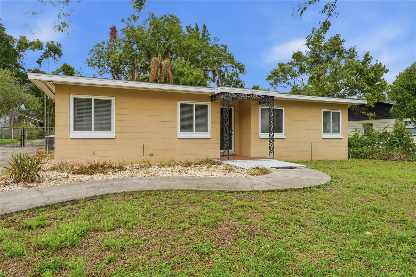 HOWEY EMERY HEIGHTS - Residential