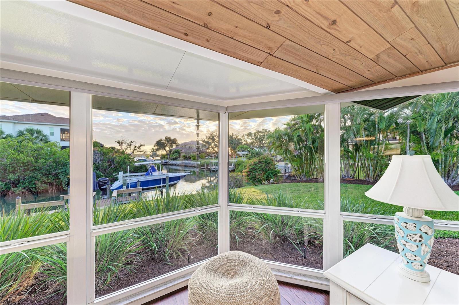 SORRENTO SHORES - Residential