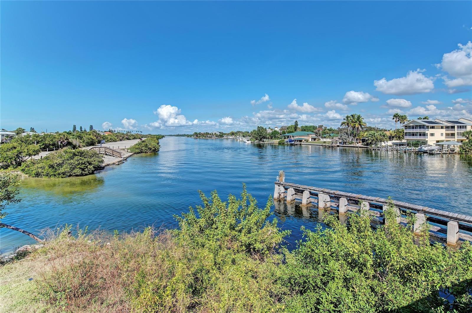SORRENTO SHORES - Residential