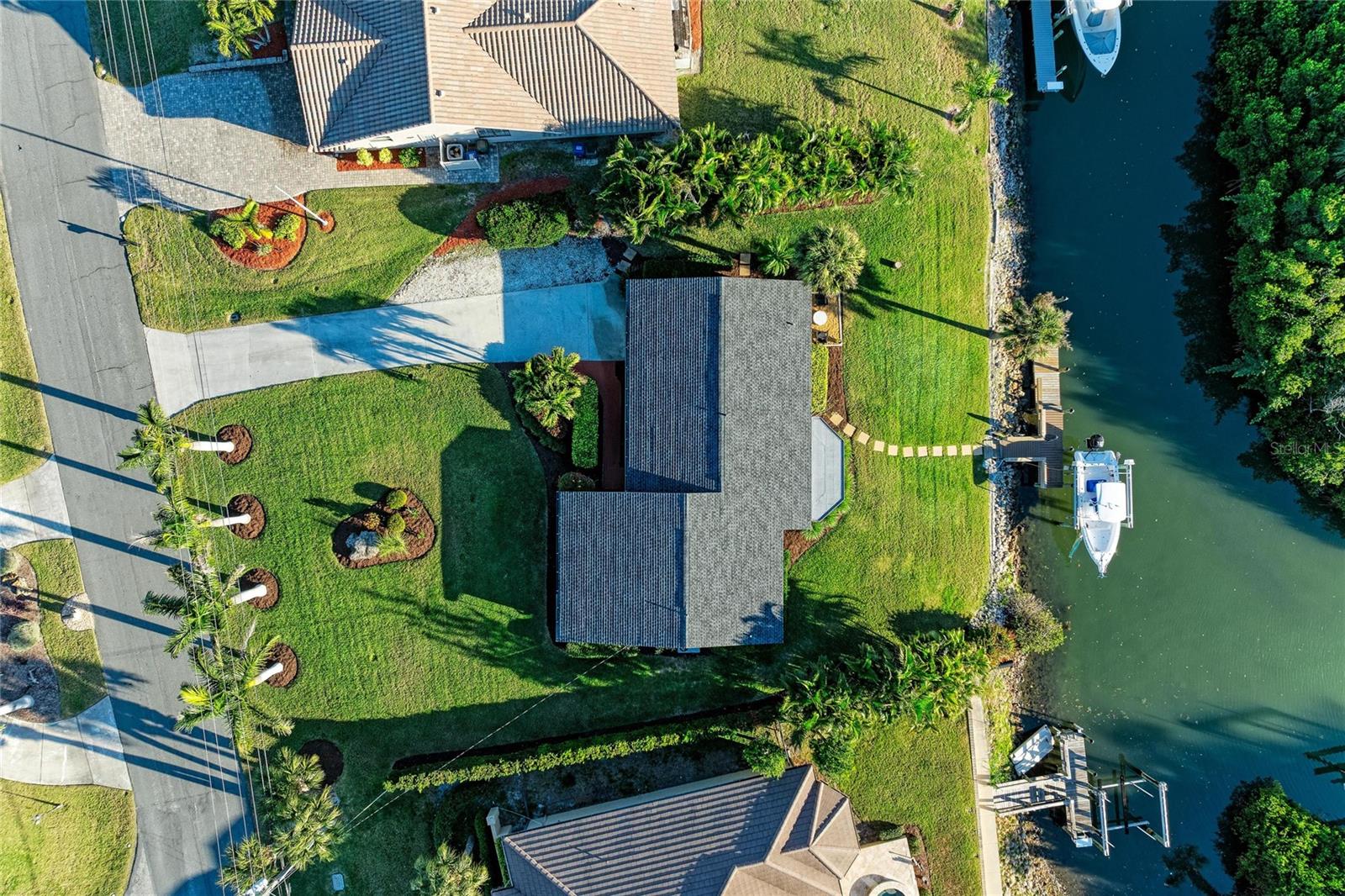 SORRENTO SHORES - Residential