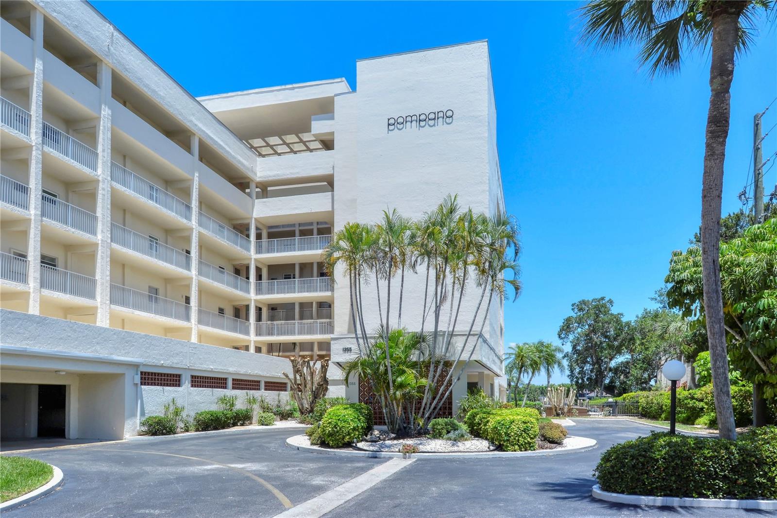 SIESTA HARBOR III - Residential
