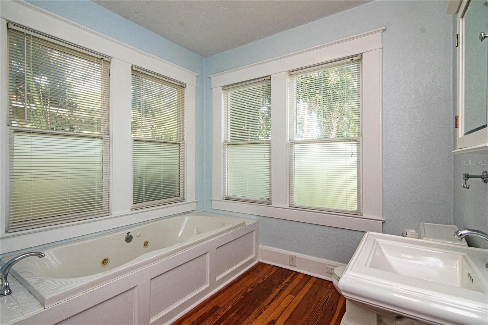 SEMINOLE HEIGHTS NORTH - Residential Lease
