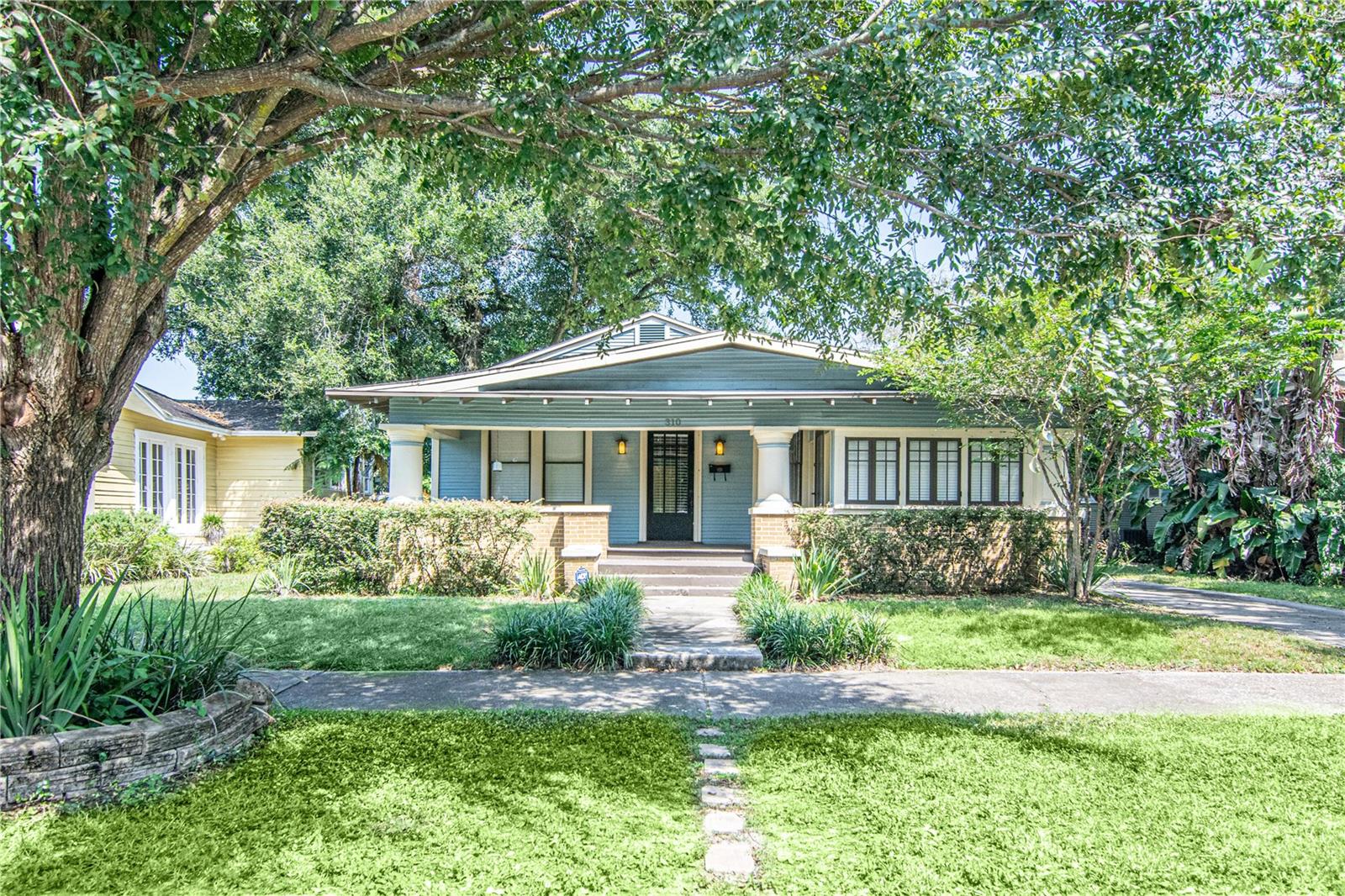 Fabulous 1926 Craftsman Bungalow in walking distance to all the Seminole Heights hot spots. This home sits on a picturesque tree lined street in
the Historic District of Seminole Heights. An amazing covered front porch and gorgeous original wood floors in the bedrooms, dining room and
living room, with a wood burning fireplace. Updated bathrooms and kitchen. Original French doors leading to a sunroom/den/office. Fenced in back
yard and detached storage (old garage). Lawn maintenance, pest control and monitored alarm system included. Pets allowed with a
non-refundable pet fee and available August 1, 2026. Convenient Seminole Heights location... this is a must see.