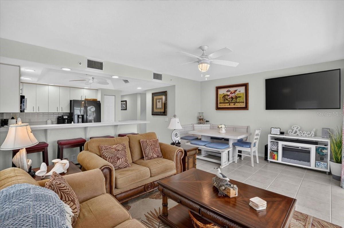VILLAGE AT OYSTER CREEK PH - Residential