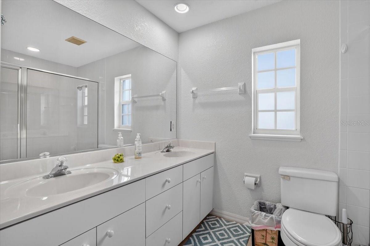 VILLAGE AT OYSTER CREEK PH - Residential