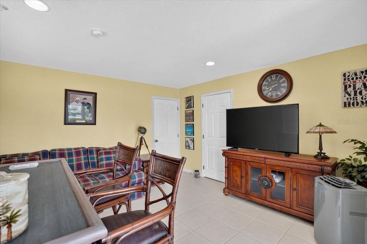 VILLAGE AT OYSTER CREEK PH - Residential