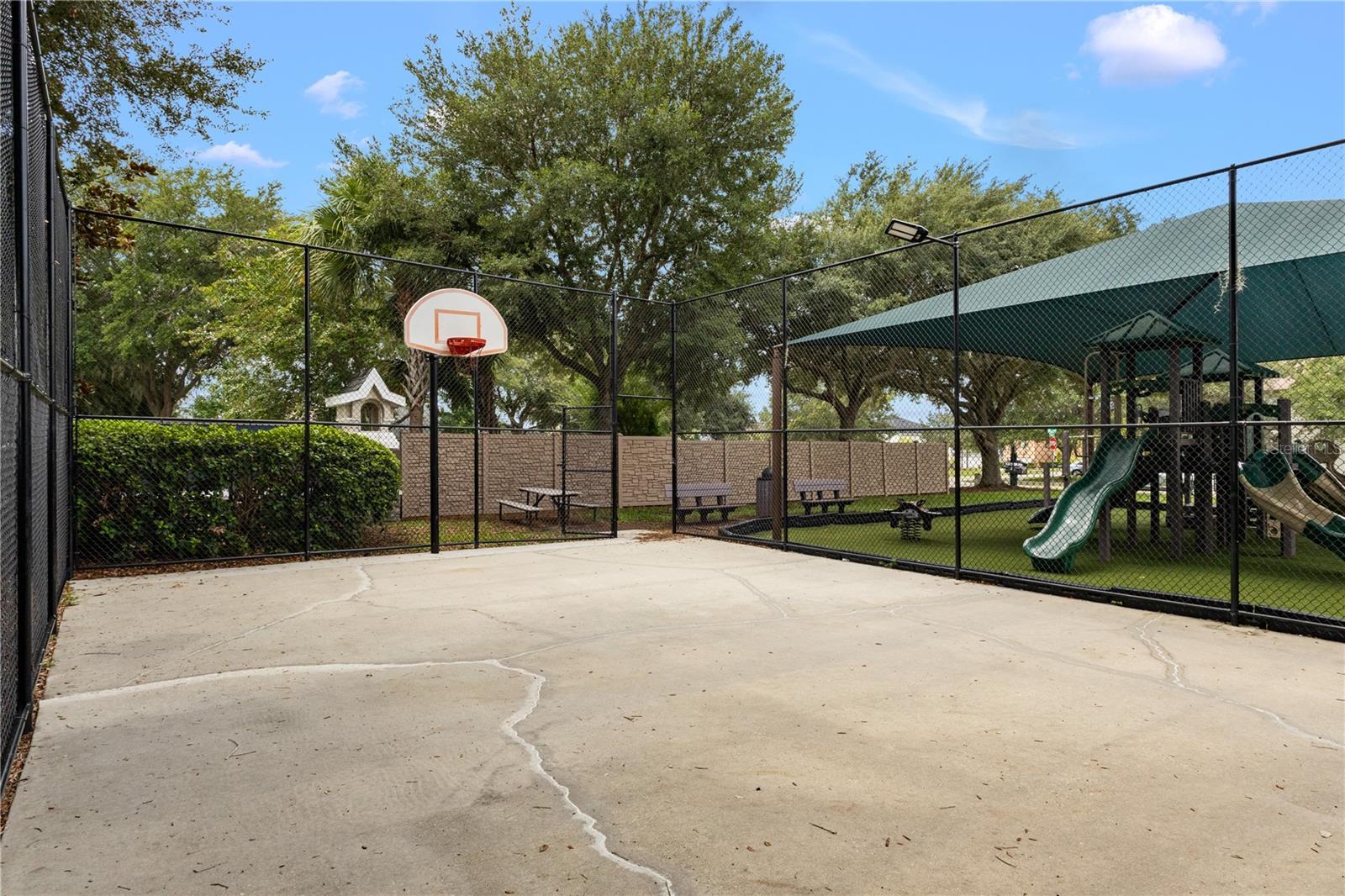 SUNCOAST POINTE VLGS 2A 2B&3 - Residential