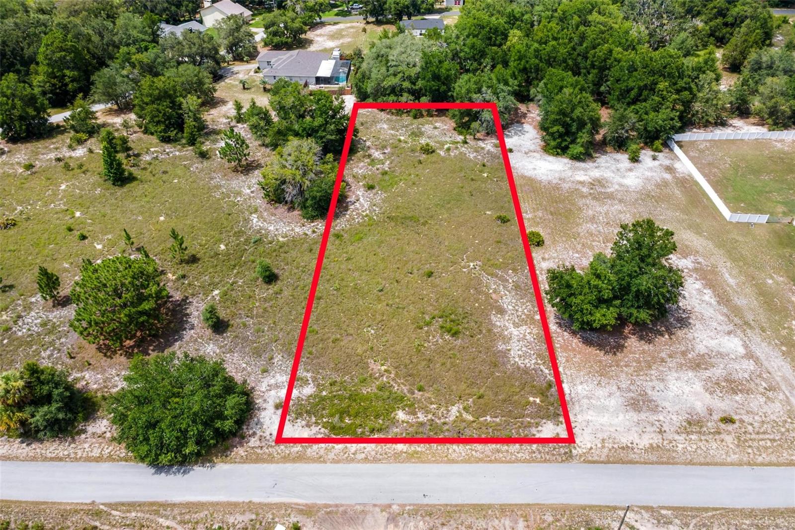 RAINBOW LAKES ESTATE - Land