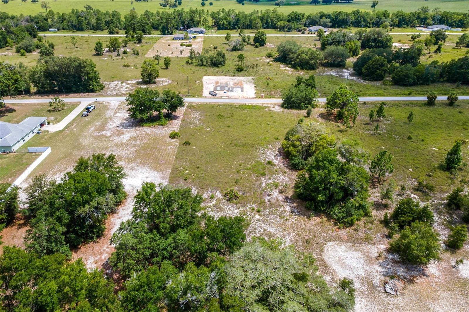 RAINBOW LAKES ESTATE - Land