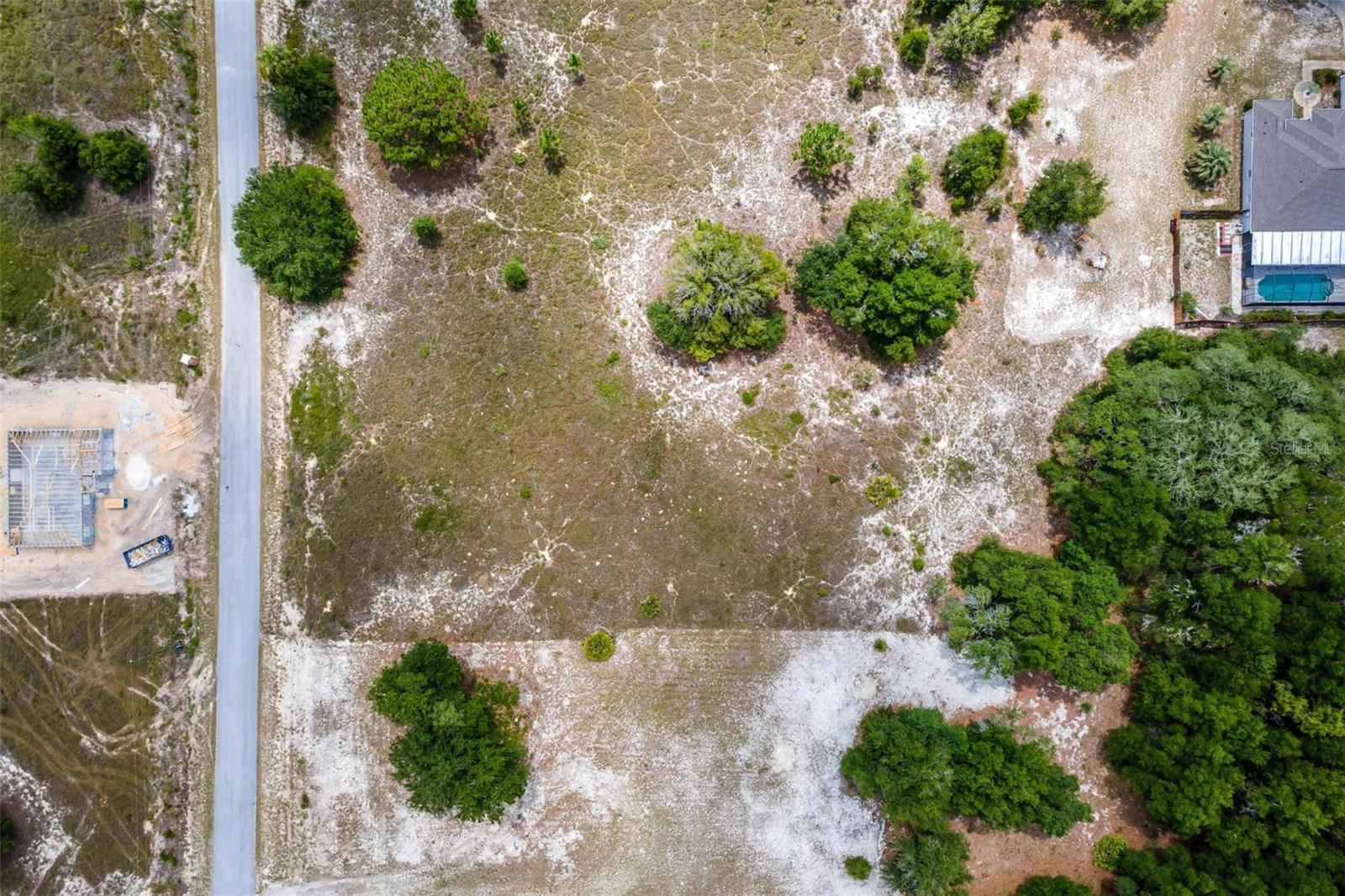 RAINBOW LAKES ESTATE - Land