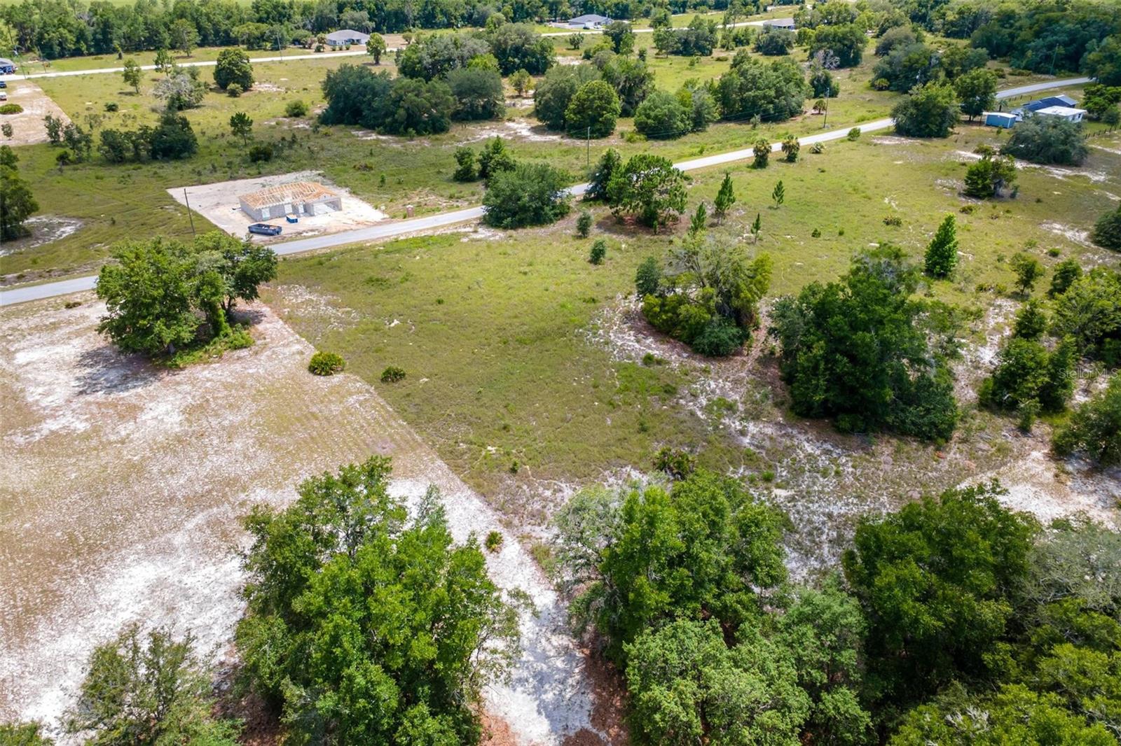 RAINBOW LAKES ESTATE - Land