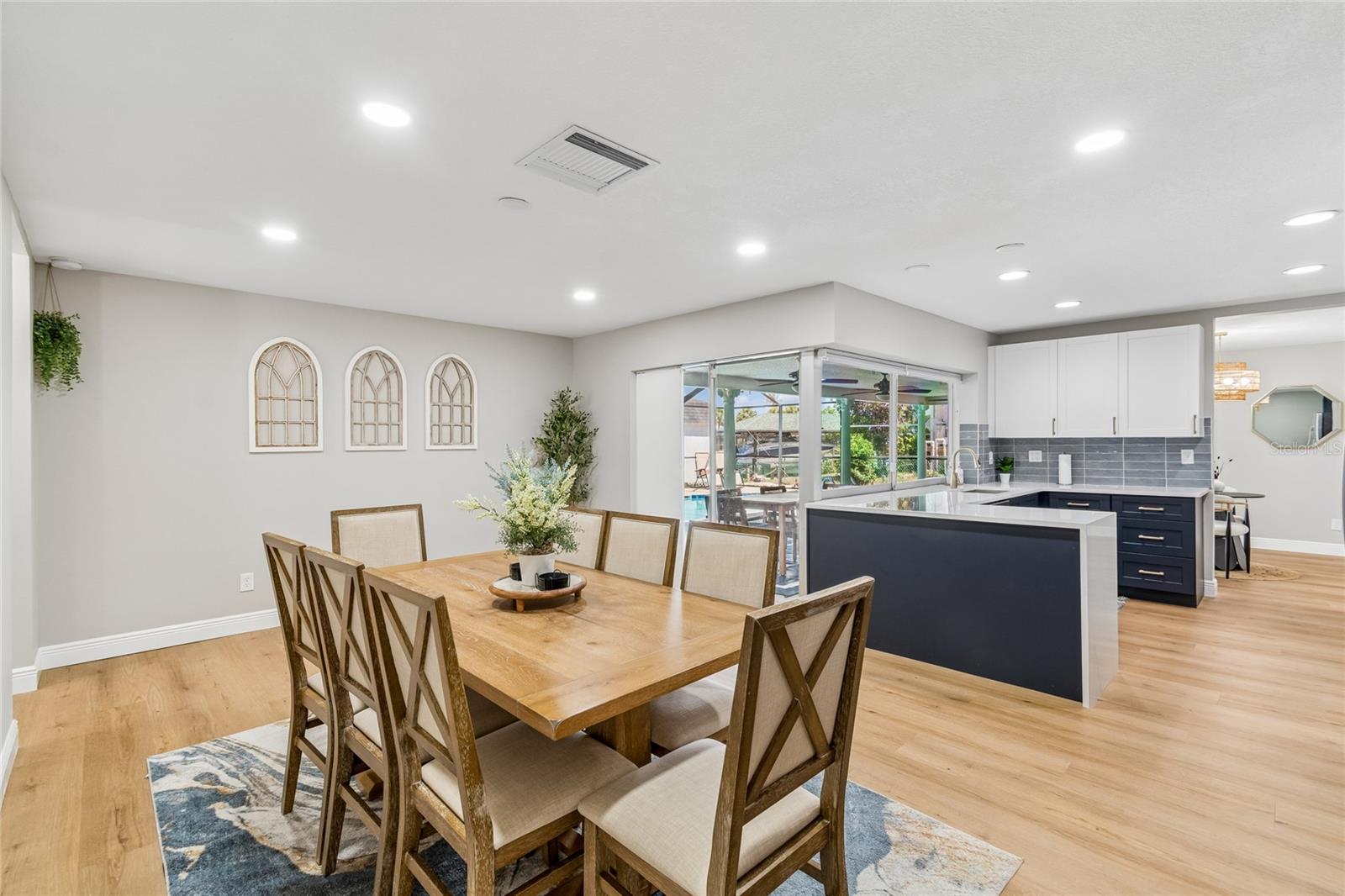 APOLLO BEACH UNIT 13 PT 2 - Residential