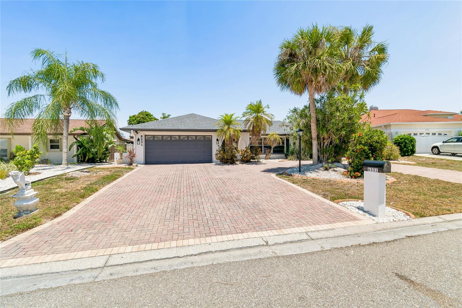 APOLLO BEACH UNIT 13 PT 2 - Residential