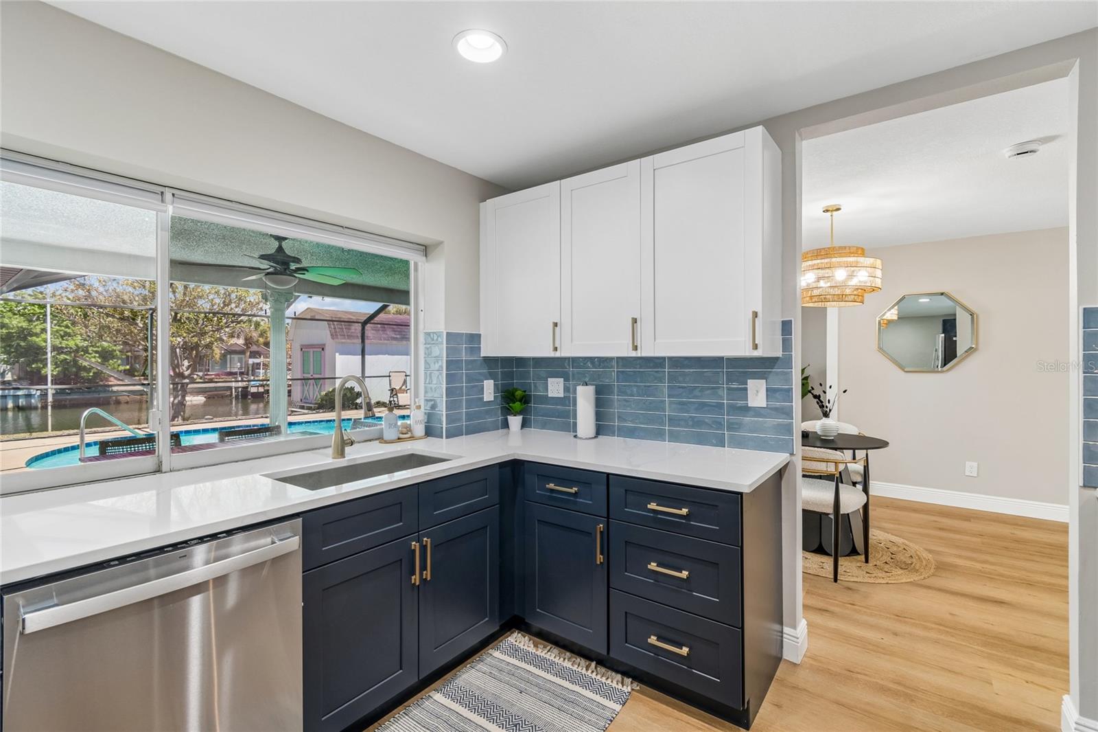 APOLLO BEACH UNIT 13 PT 2 - Residential