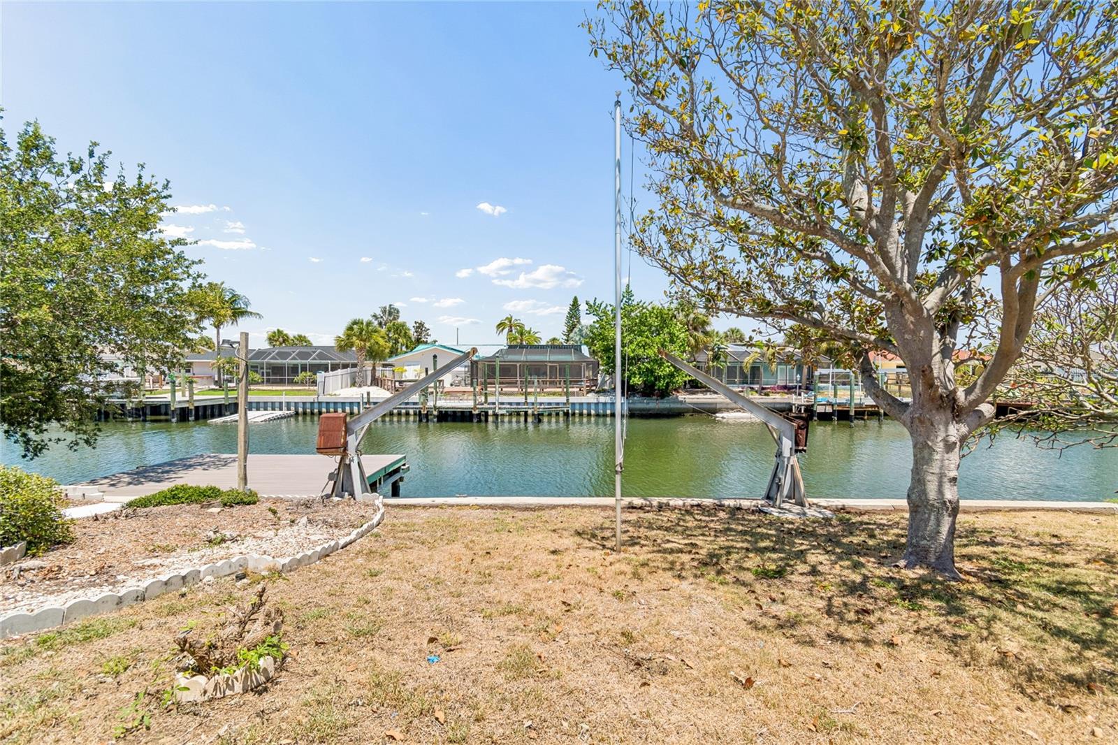 APOLLO BEACH UNIT 13 PT 2 - Residential