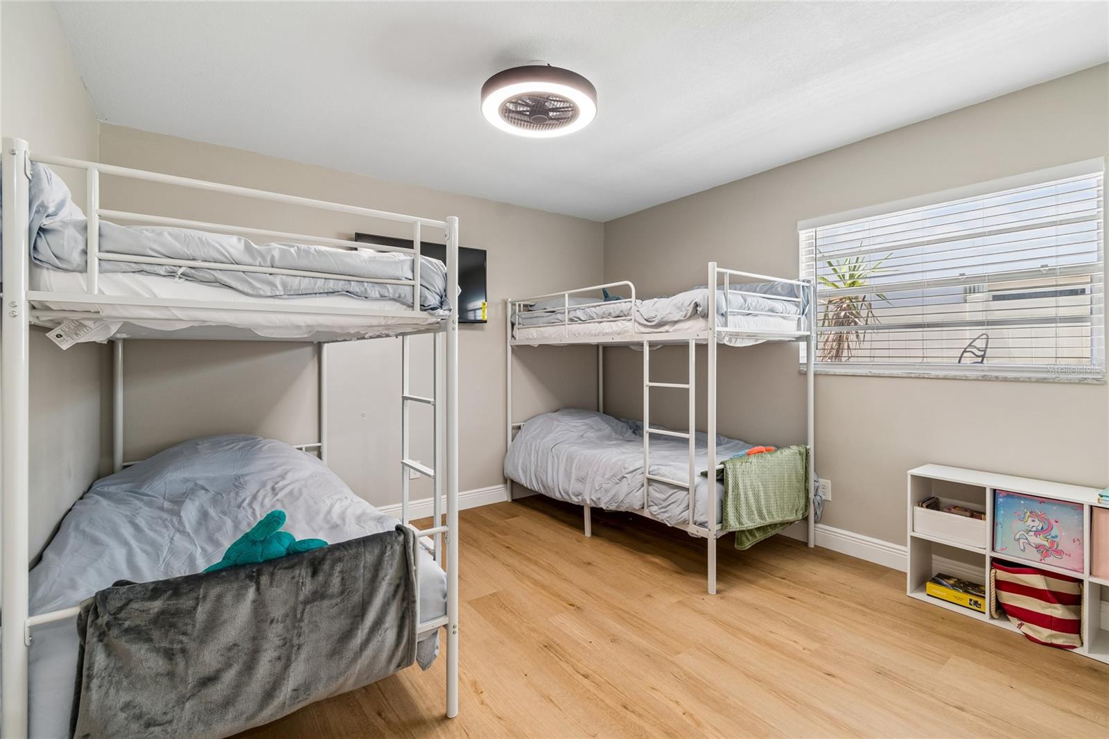 APOLLO BEACH UNIT 13 PT 2 - Residential