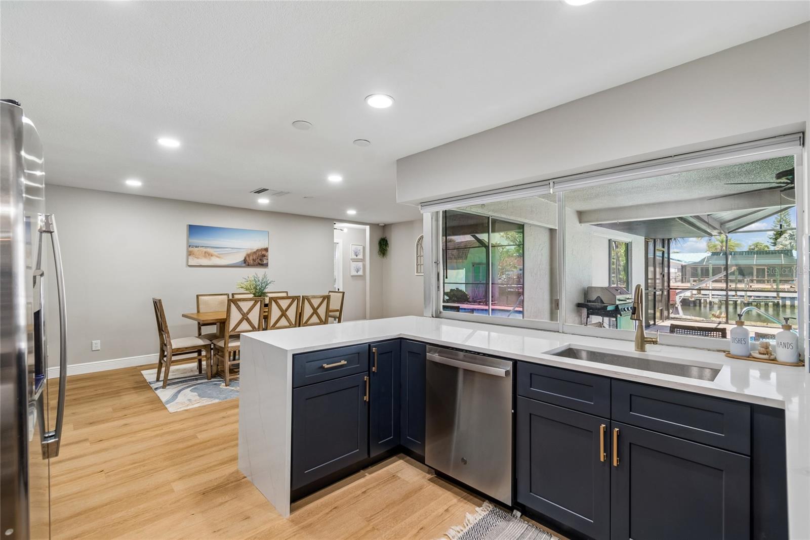 APOLLO BEACH UNIT 13 PT 2 - Residential