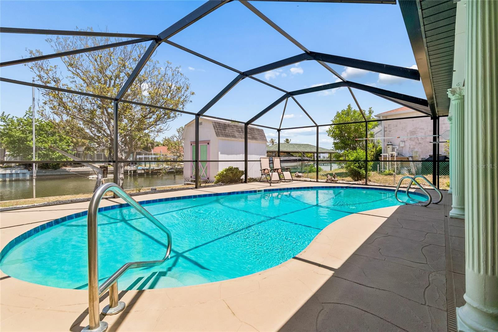 APOLLO BEACH UNIT 13 PT 2 - Residential