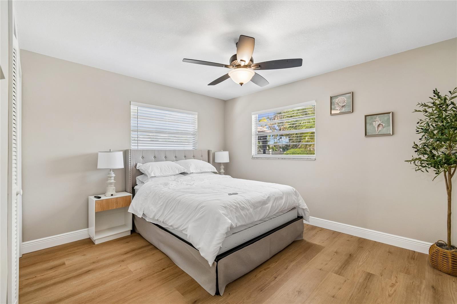 APOLLO BEACH UNIT 13 PT 2 - Residential