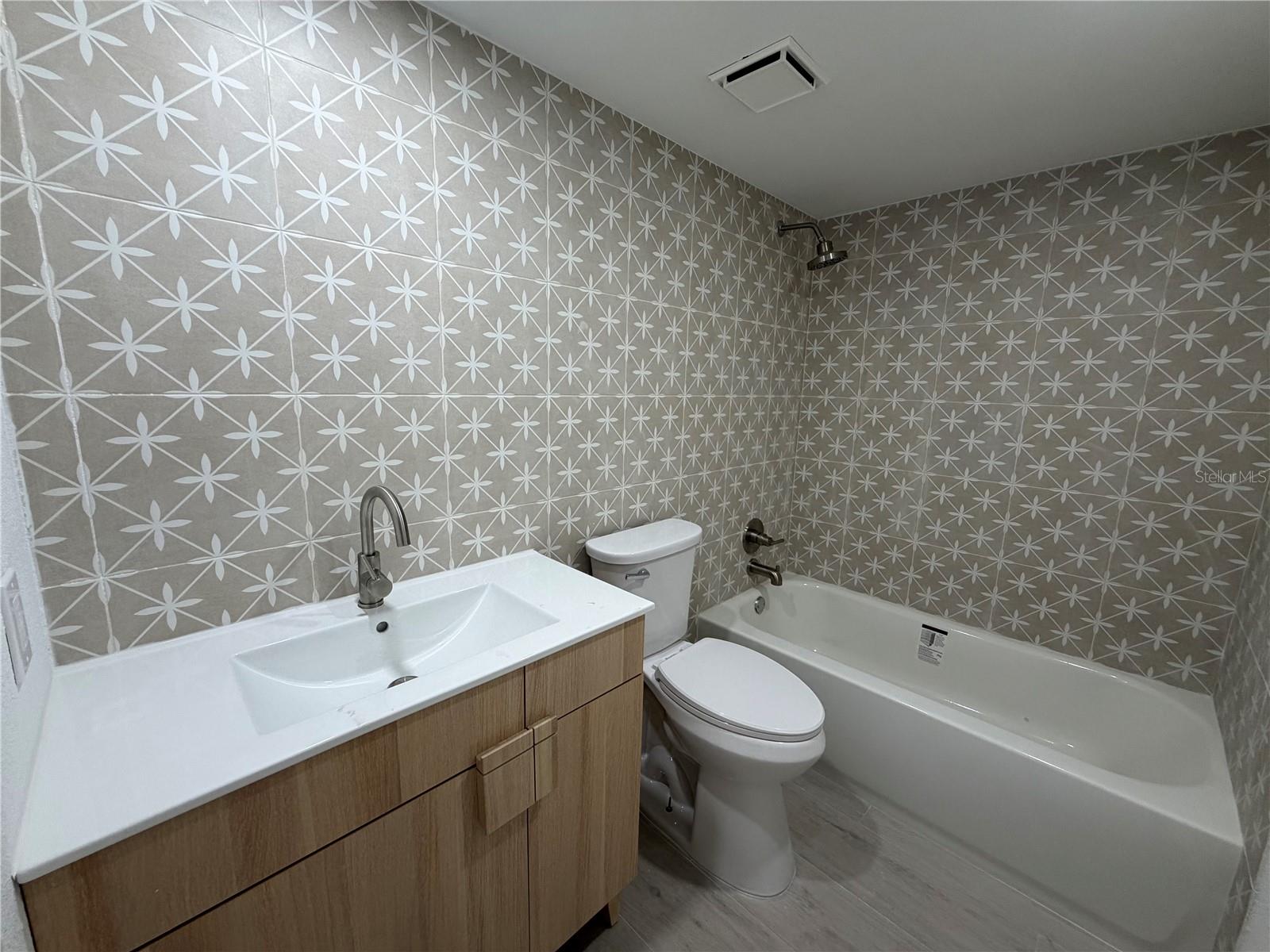 SOUTH BAY CONDO - Residential