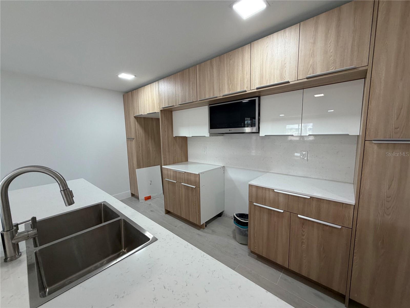 SOUTH BAY CONDO - Residential