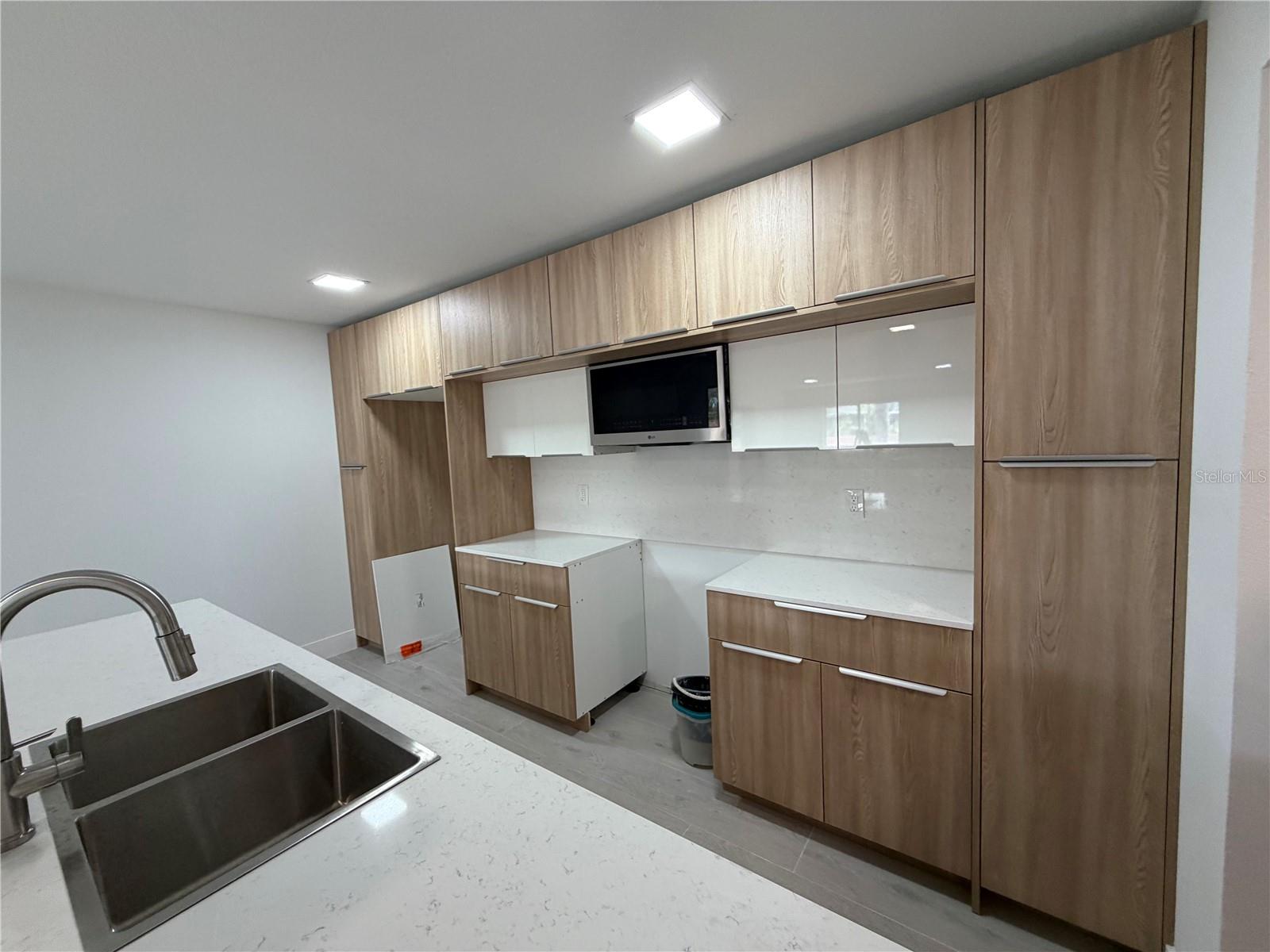 SOUTH BAY CONDO - Residential