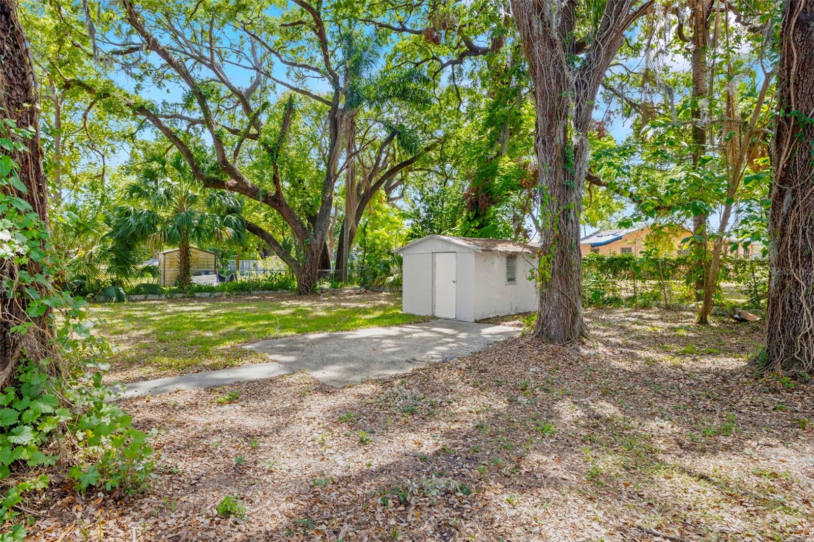 GOLDEN SUBDIVISION LOT 1 AND N 25 FT OF - Residential