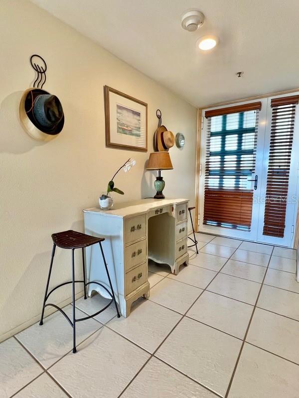 BEACHPLACE III - Residential