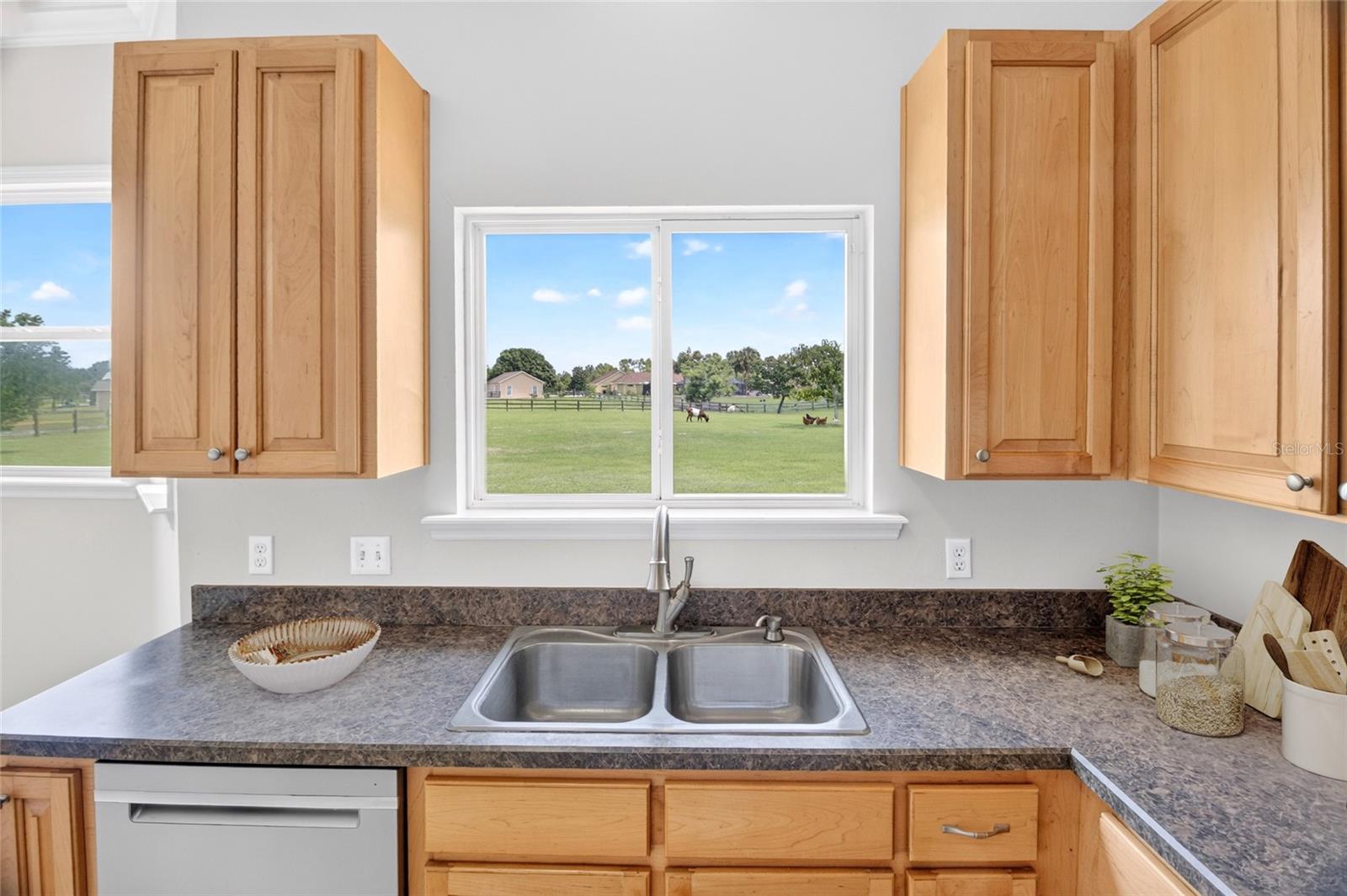HAMMOCK RIDGE UNIT 4 - Residential