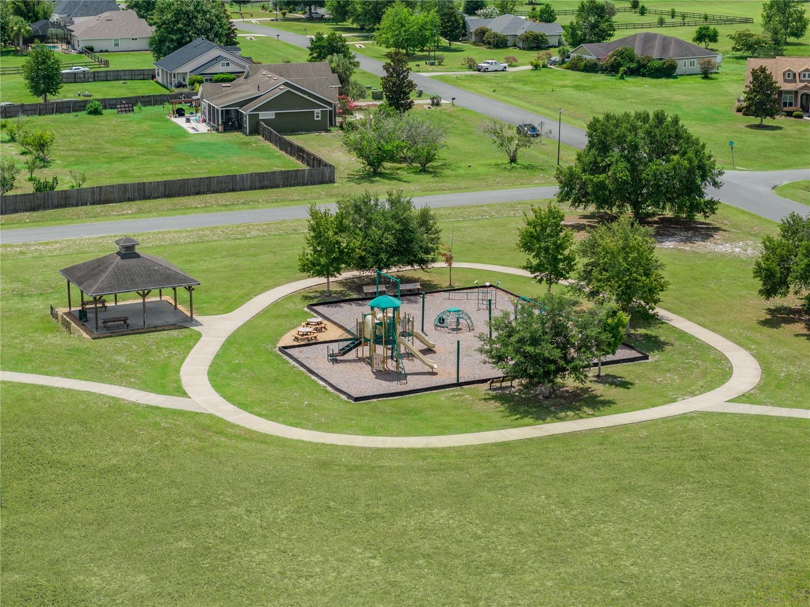 HAMMOCK RIDGE UNIT 4 - Residential