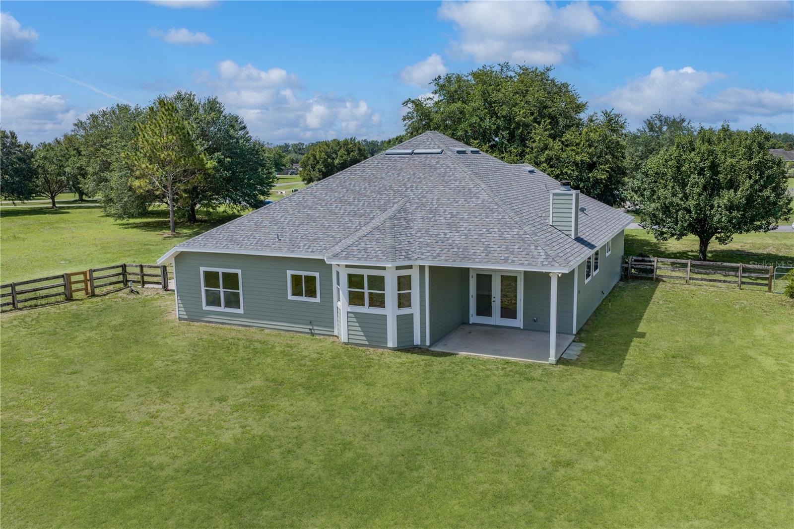 HAMMOCK RIDGE UNIT 4 - Residential