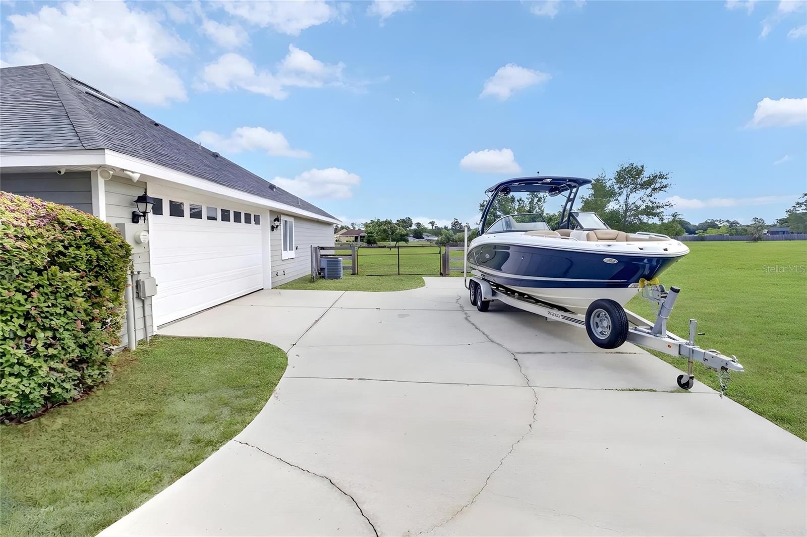 HAMMOCK RIDGE UNIT 4 - Residential