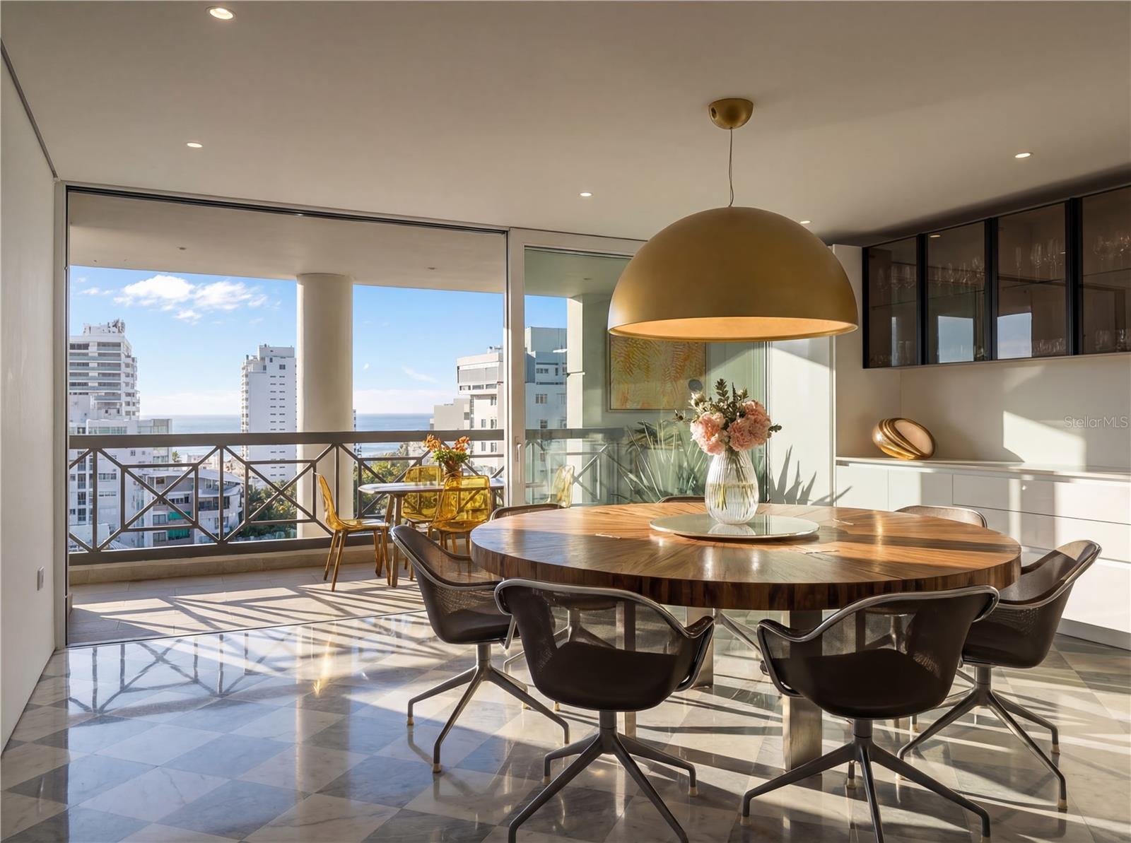 CROWNE PLAZA CONDOMINIUM - Residential